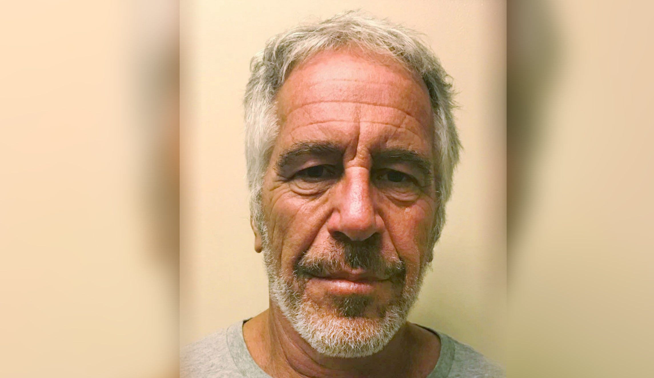 Jeffrey Epstein signed a will two days before prison suicide