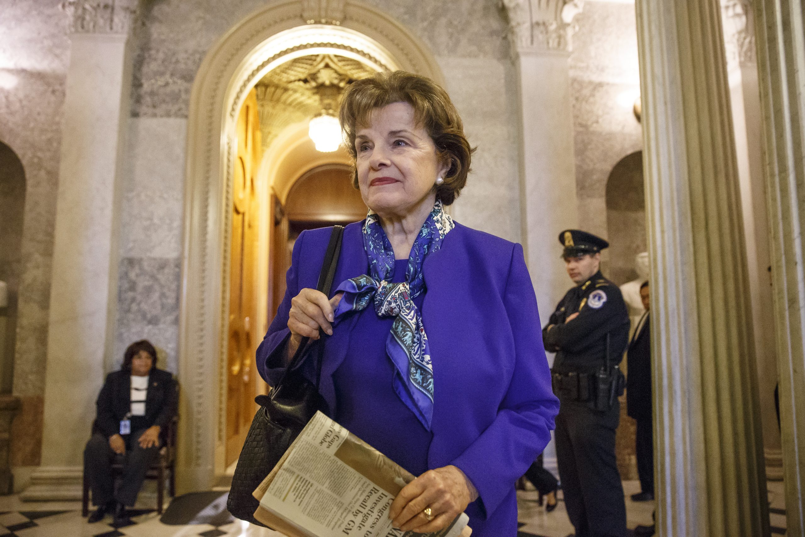 Feinstein shifts tone in calling out CIA search