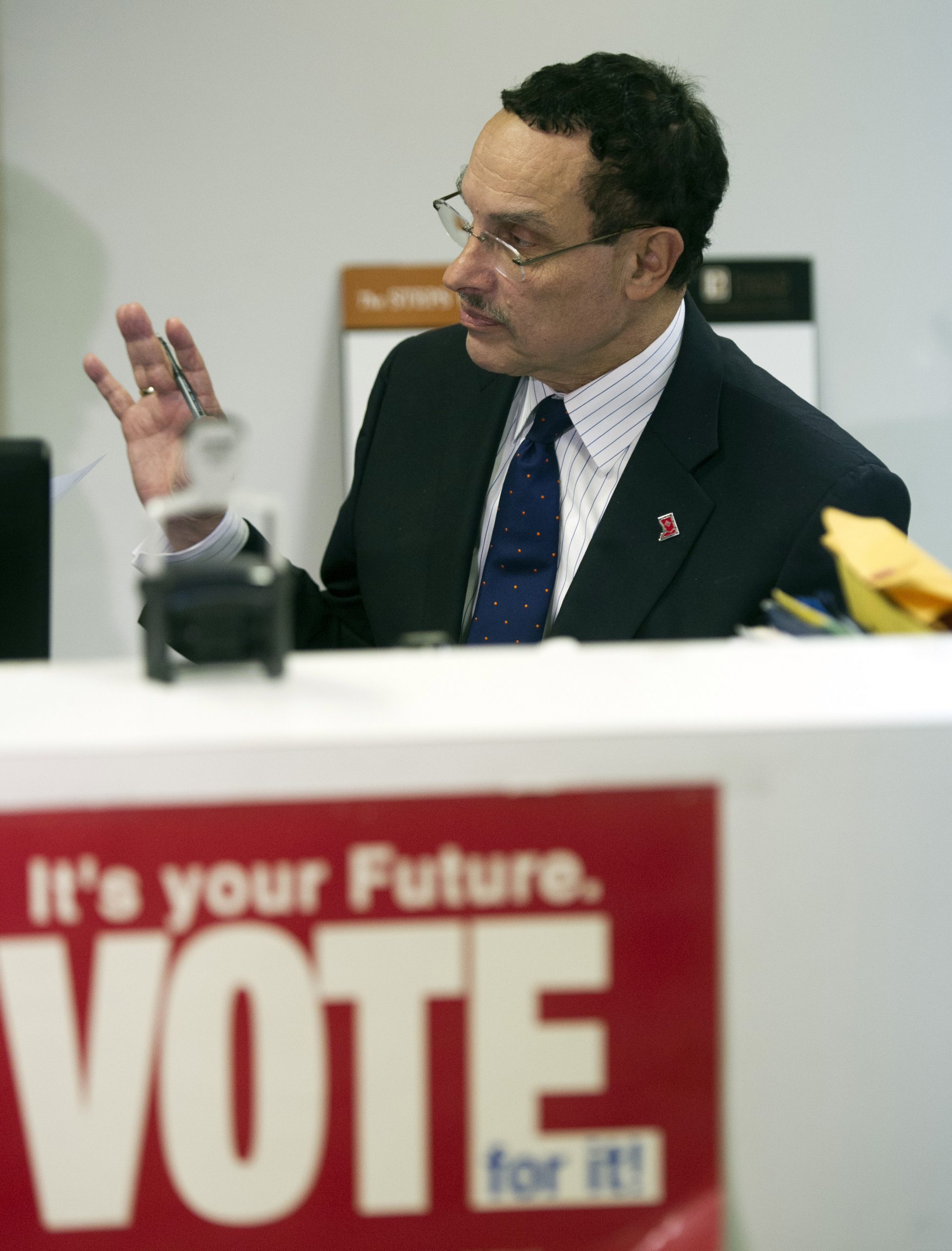 Vincent Gray to seek 2nd term as DC mayor