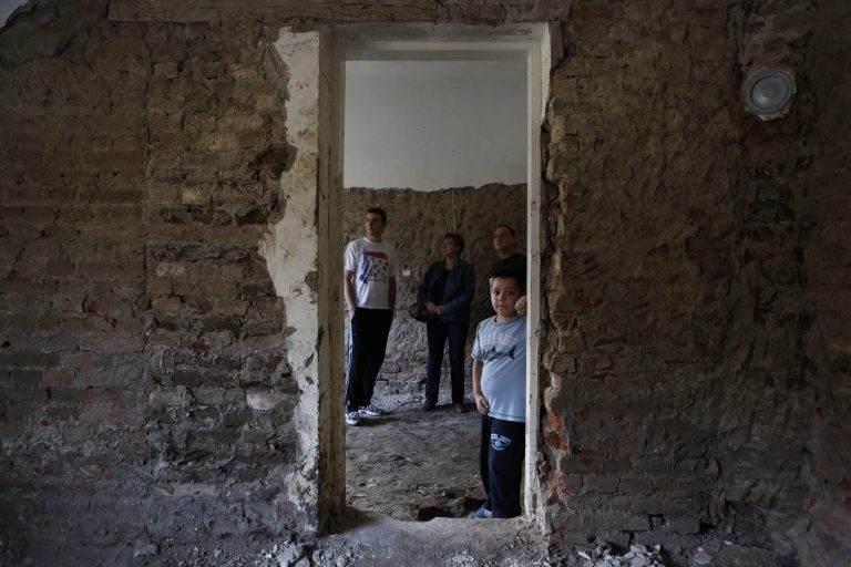 Bosnian voters bleak over untapped flood aid