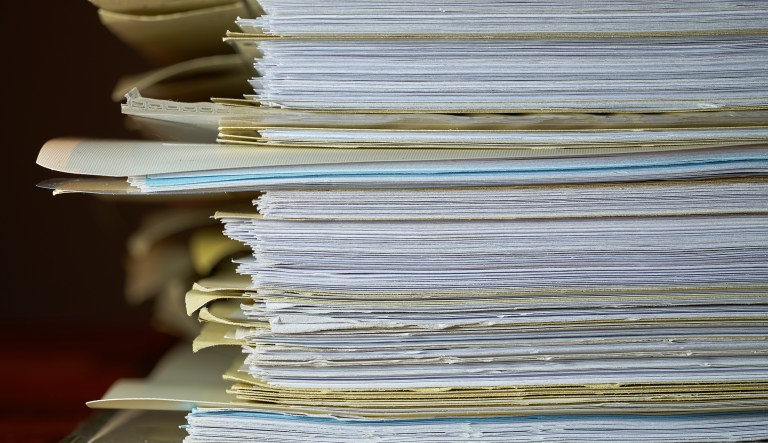 Congress is now considering a return to earmarks, the practice of choosing the piece it has just sliced, or more precisely, of spending the money it has just appropriated. (iStock)