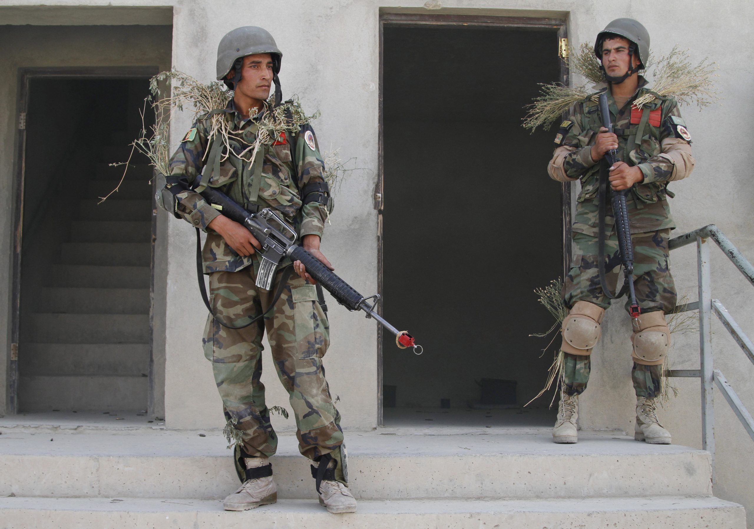 Afghanistan reconstruction threatened by security transfer, official corruption, IG warns