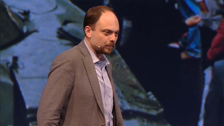 The effort to kill Vladimir Kara-Murza is believed linked to his pro-democracy activism. (Image courtesy screenshot)