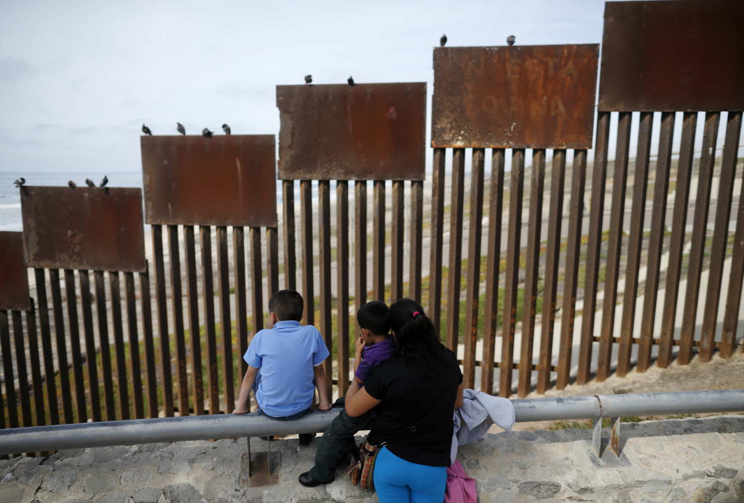 GOP bill would withhold DHS secretary pay over immigration failure