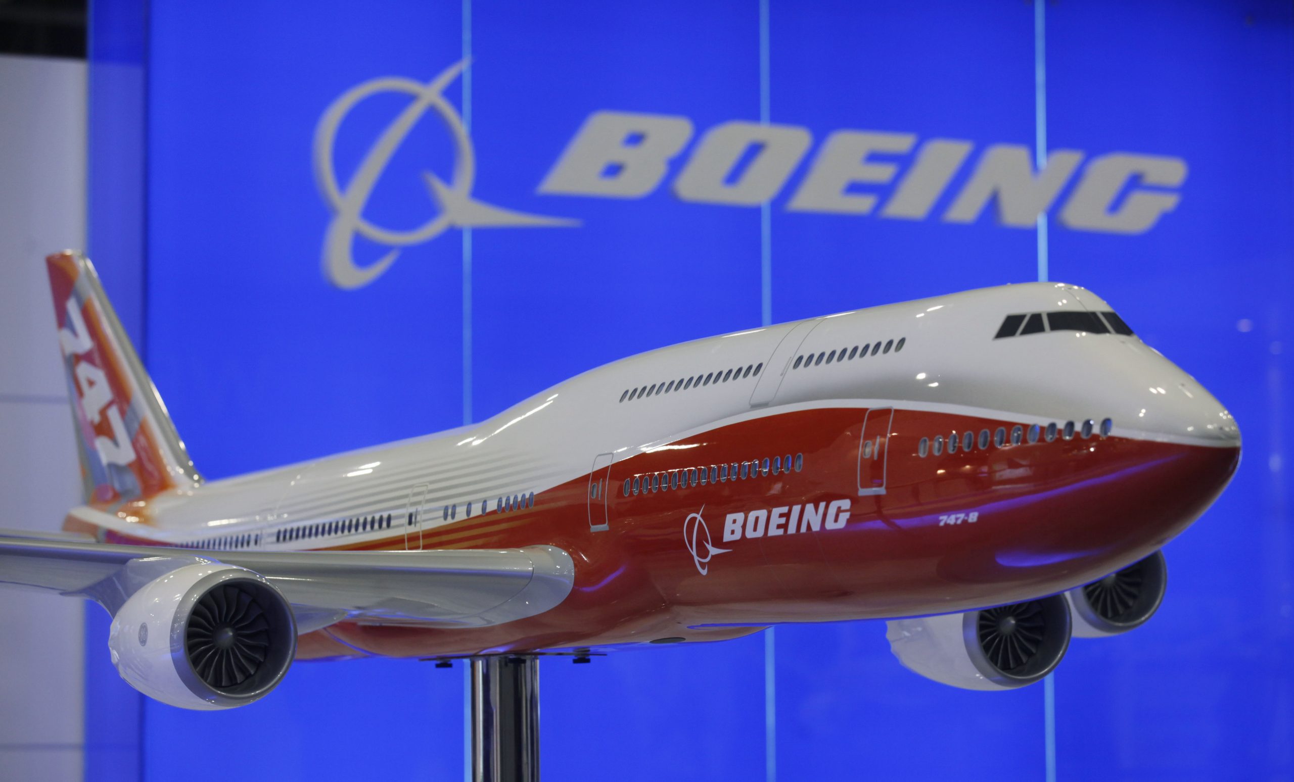 Top union leaders overrule local officials in Boeing dispute
