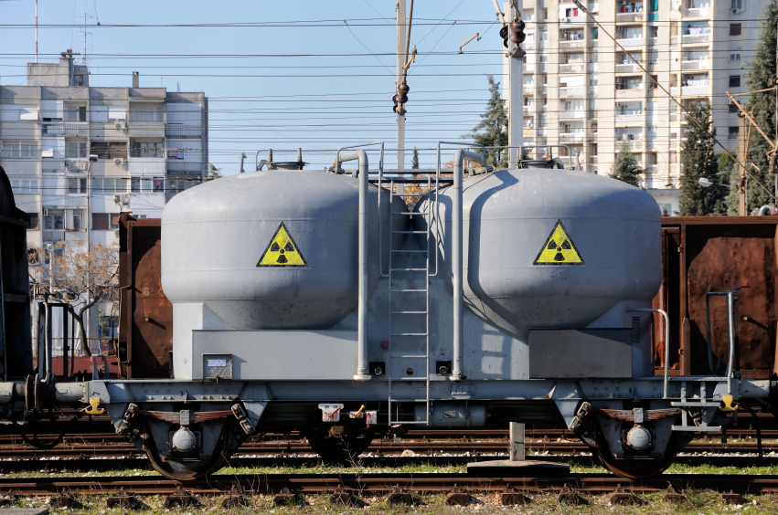 Energy Dept. should keep control of nuclear weapons labs: study