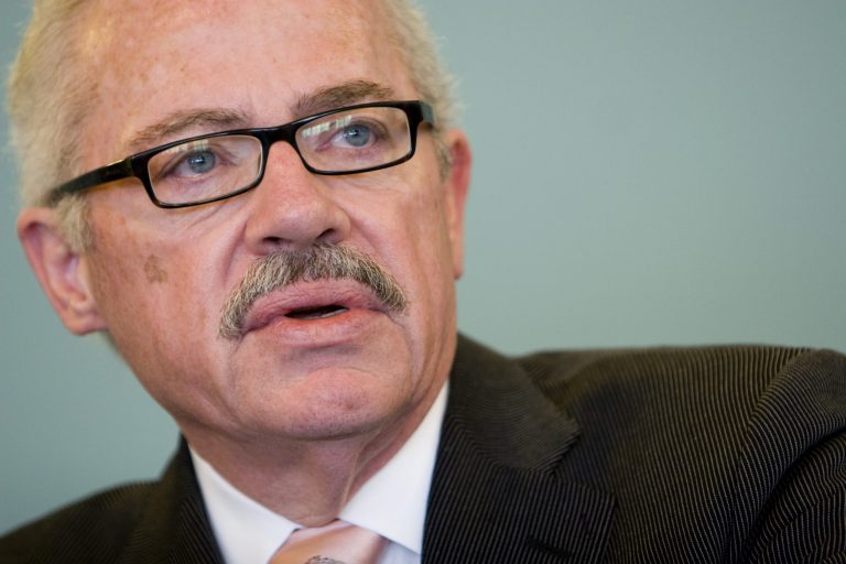Former U.S. Representative and Libertarian presidential candidate Bob Barr is running for Congress again in 2014. (Brendan Hoffman/Getty Images)