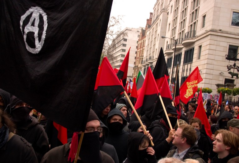 The right way to prosecute riots is to arrest and prosecute the people who actually rioted. (Flickr/Dominic Alves)