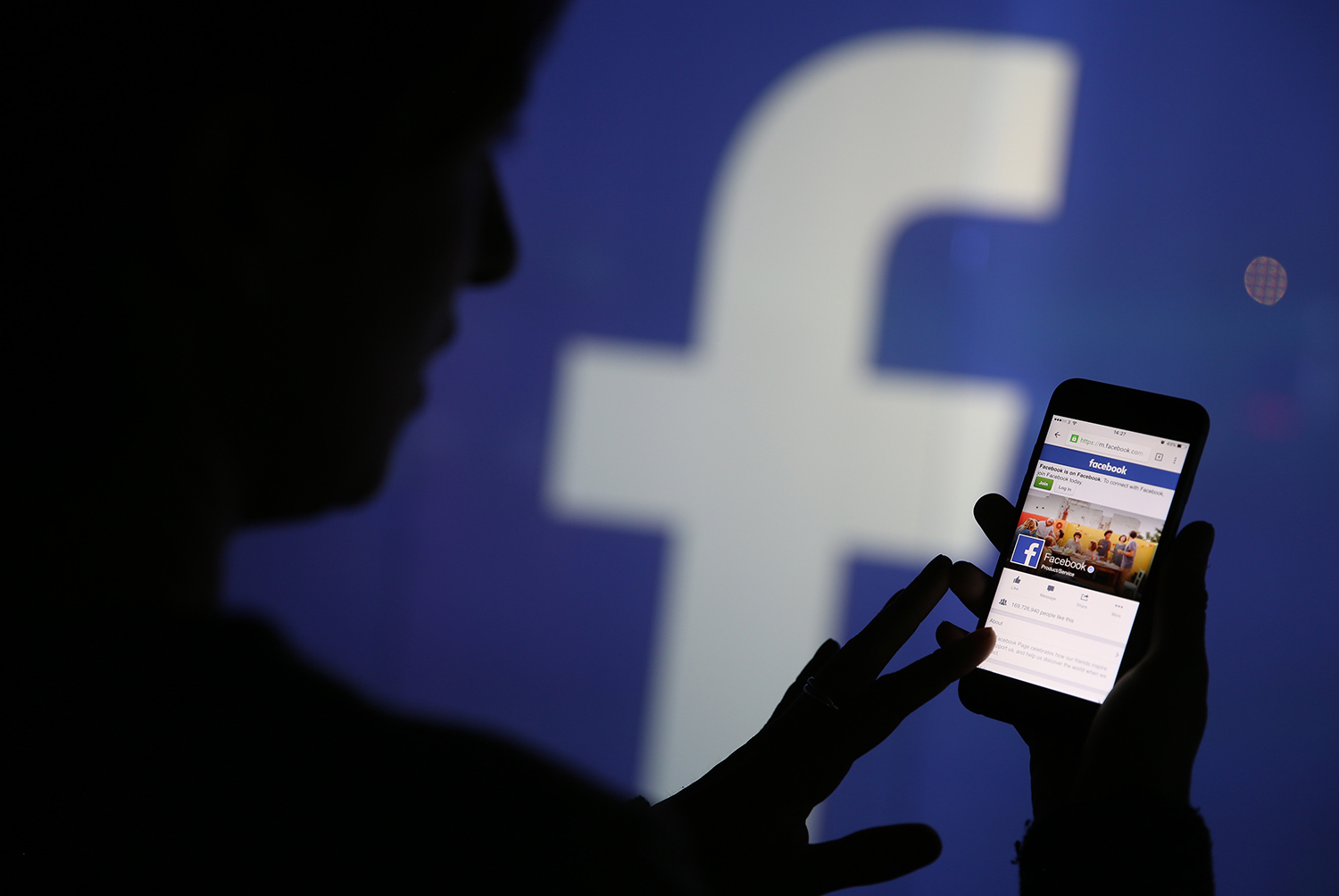 Black newspaper association calls for regulation of Facebook news