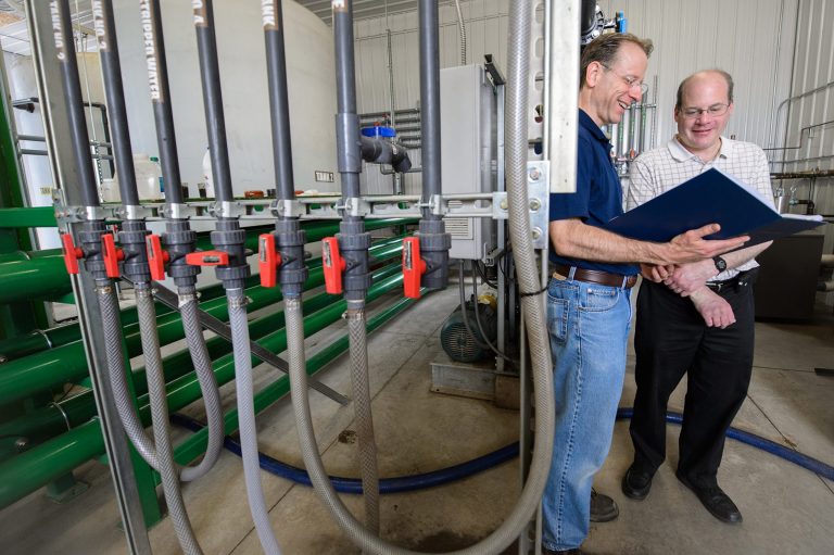 College has system to extract water from manure
