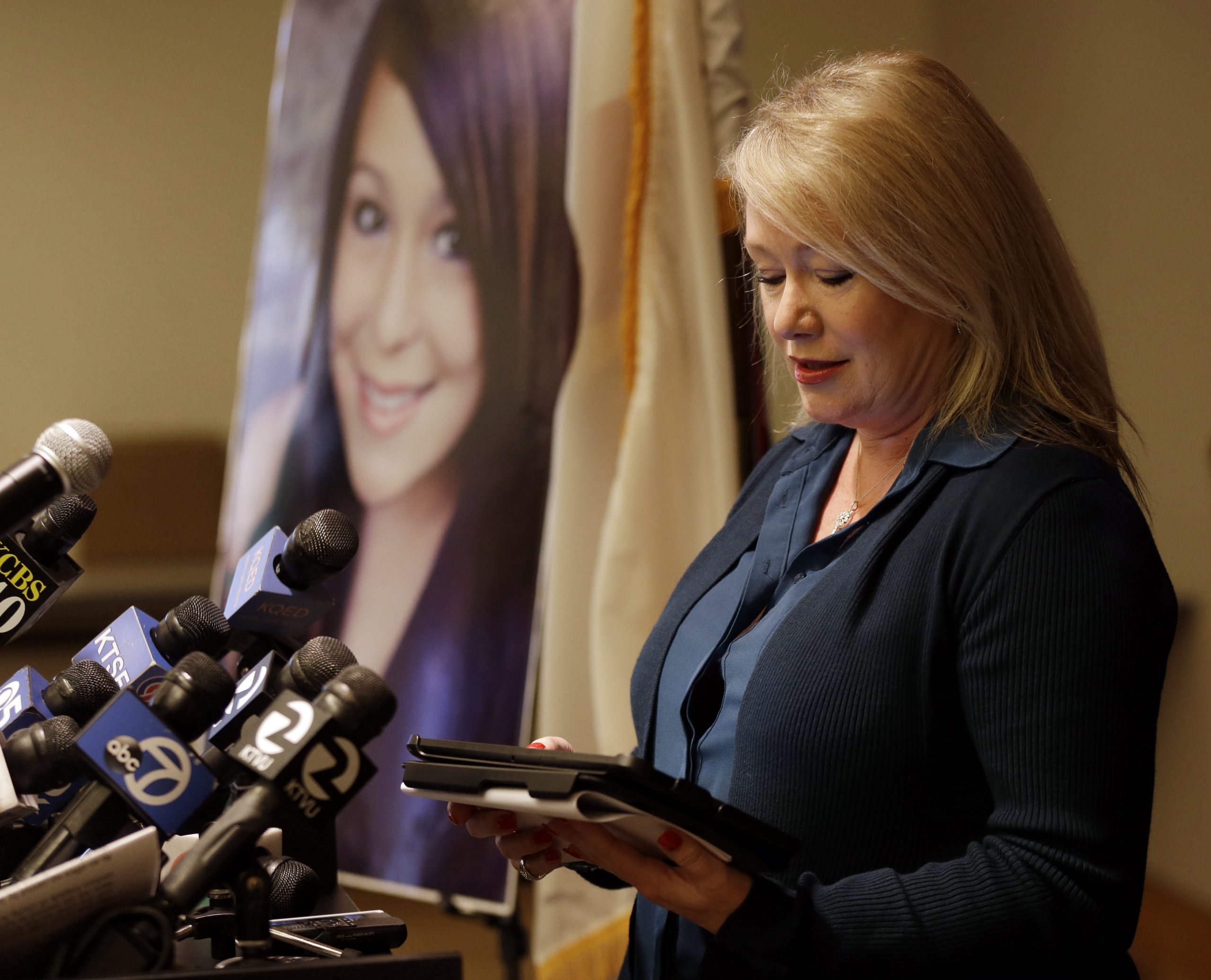Cyberbully law proposed after girl’s suicide
