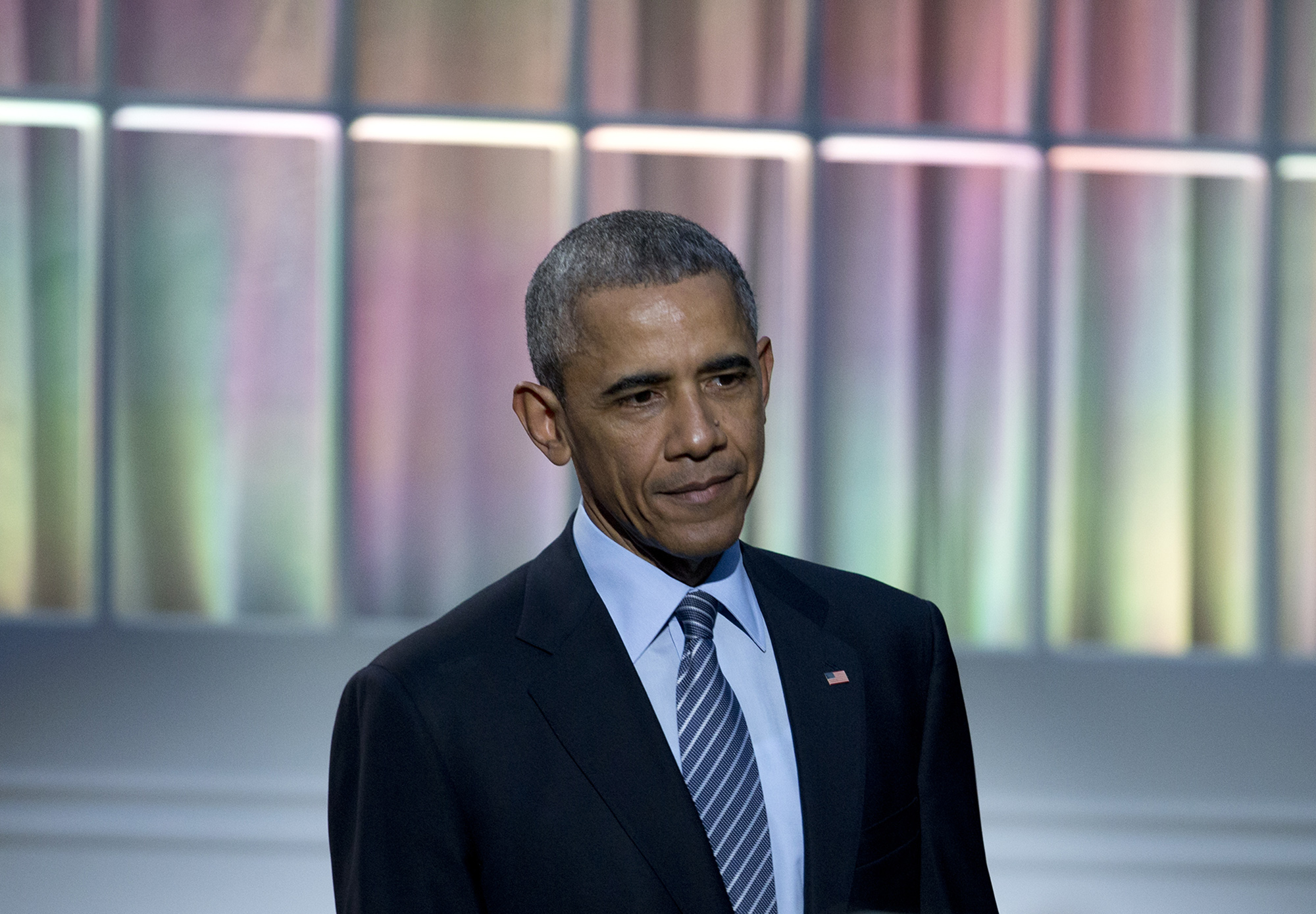 White House: Obama has no plans to drink Flint tap water