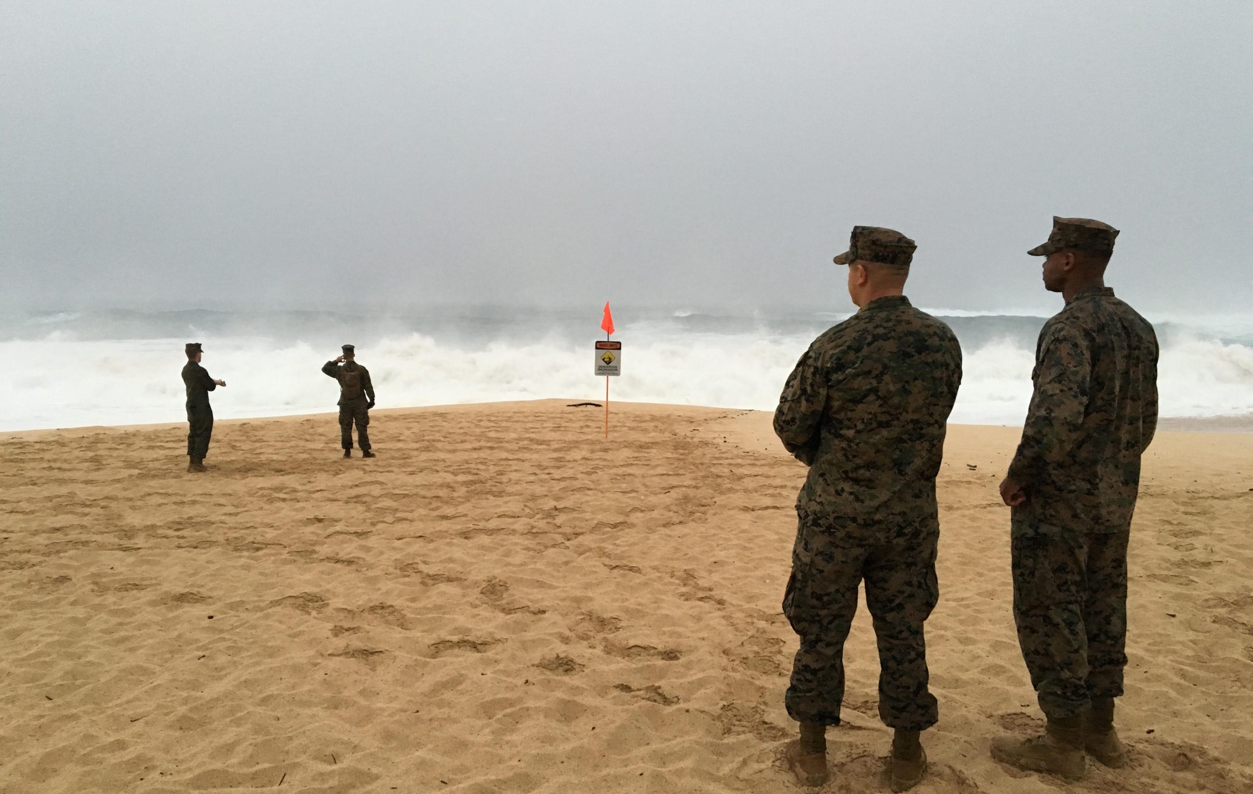 12 Marines missing after helicopters crash off Hawaii