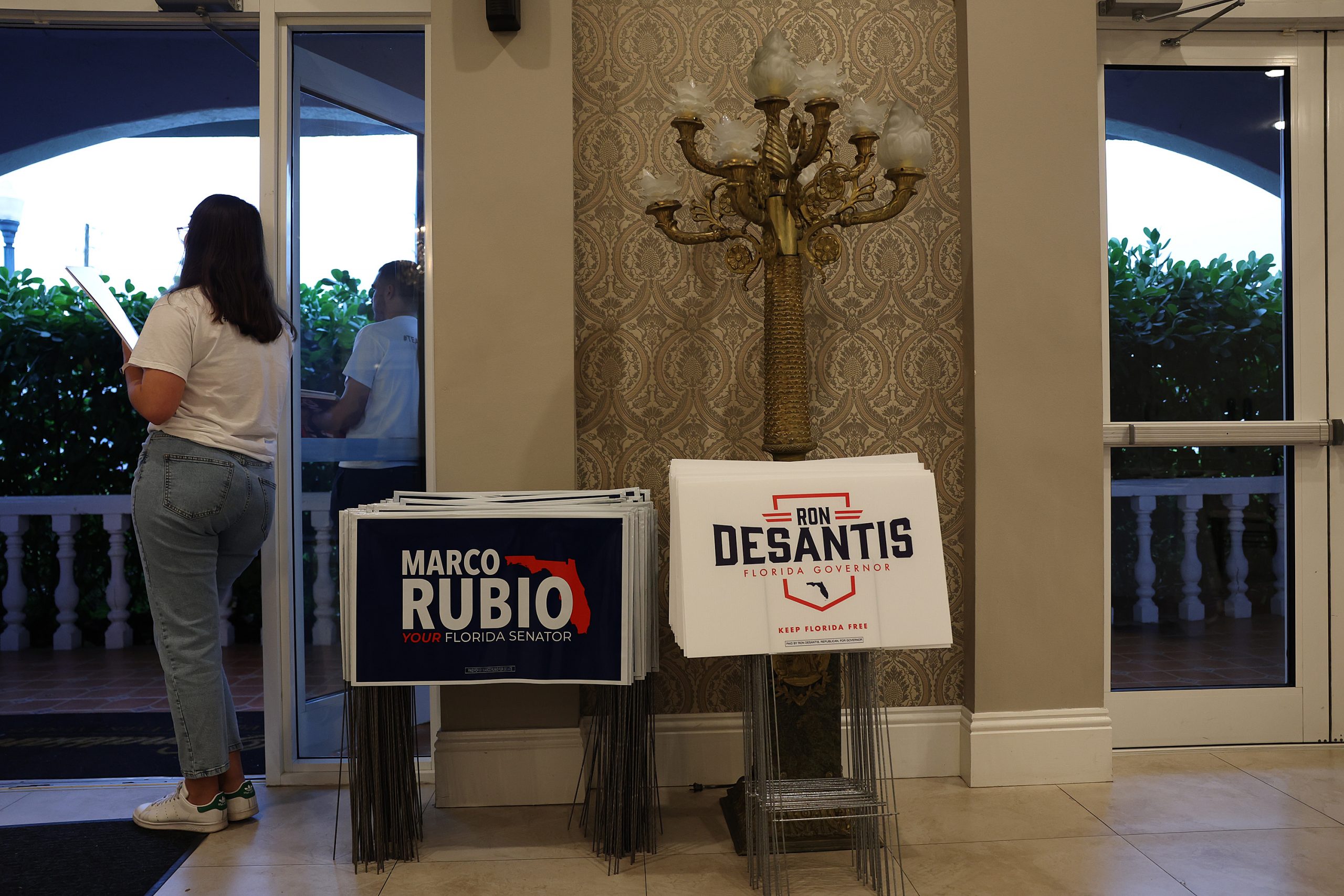 This campaign’s missing issues: Foreign policy and economic redistribution