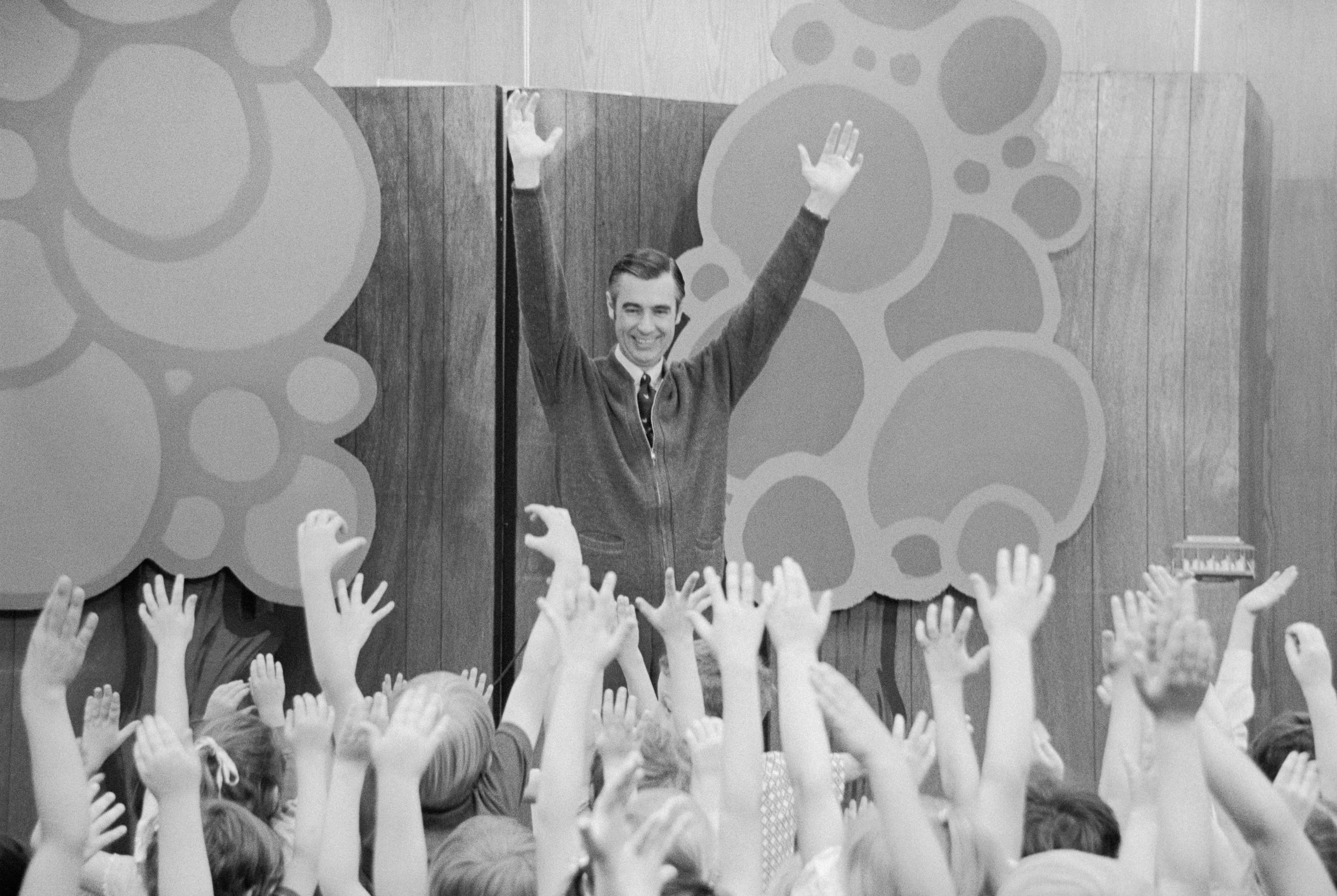Mister Rogers Entertaining Children