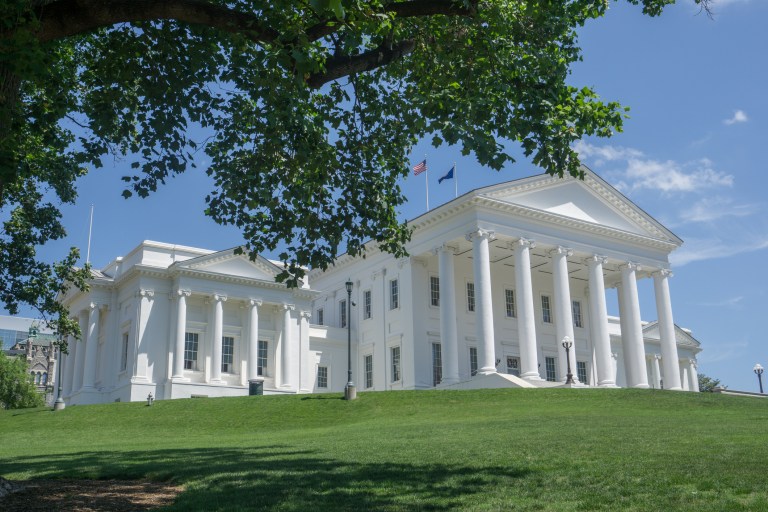 GOP primary roiled by candidate’s cocaine and burglary past