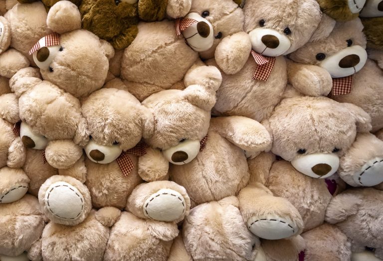 WATCH: California group sends therapeutic teddy bears to Uvalde