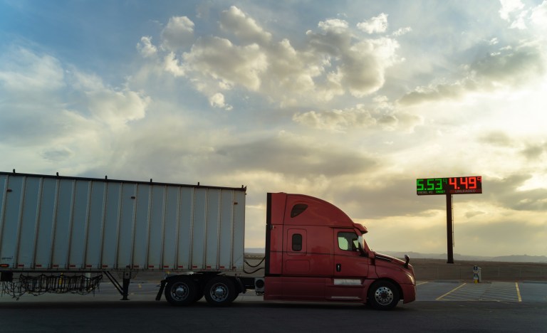 California air regulators to consider phase-out of diesel big rigs