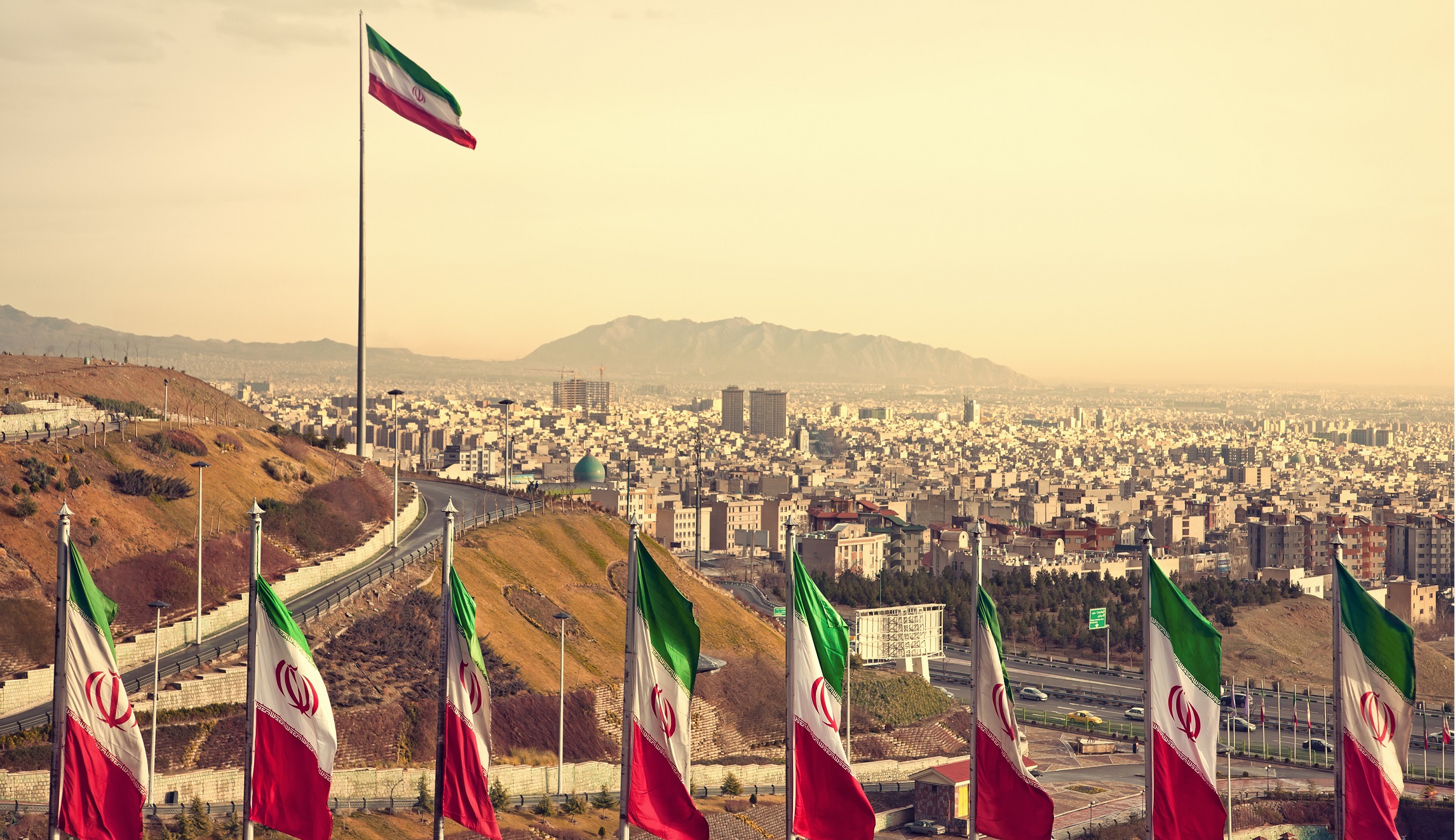 The US should sanction Germans trading with Iran