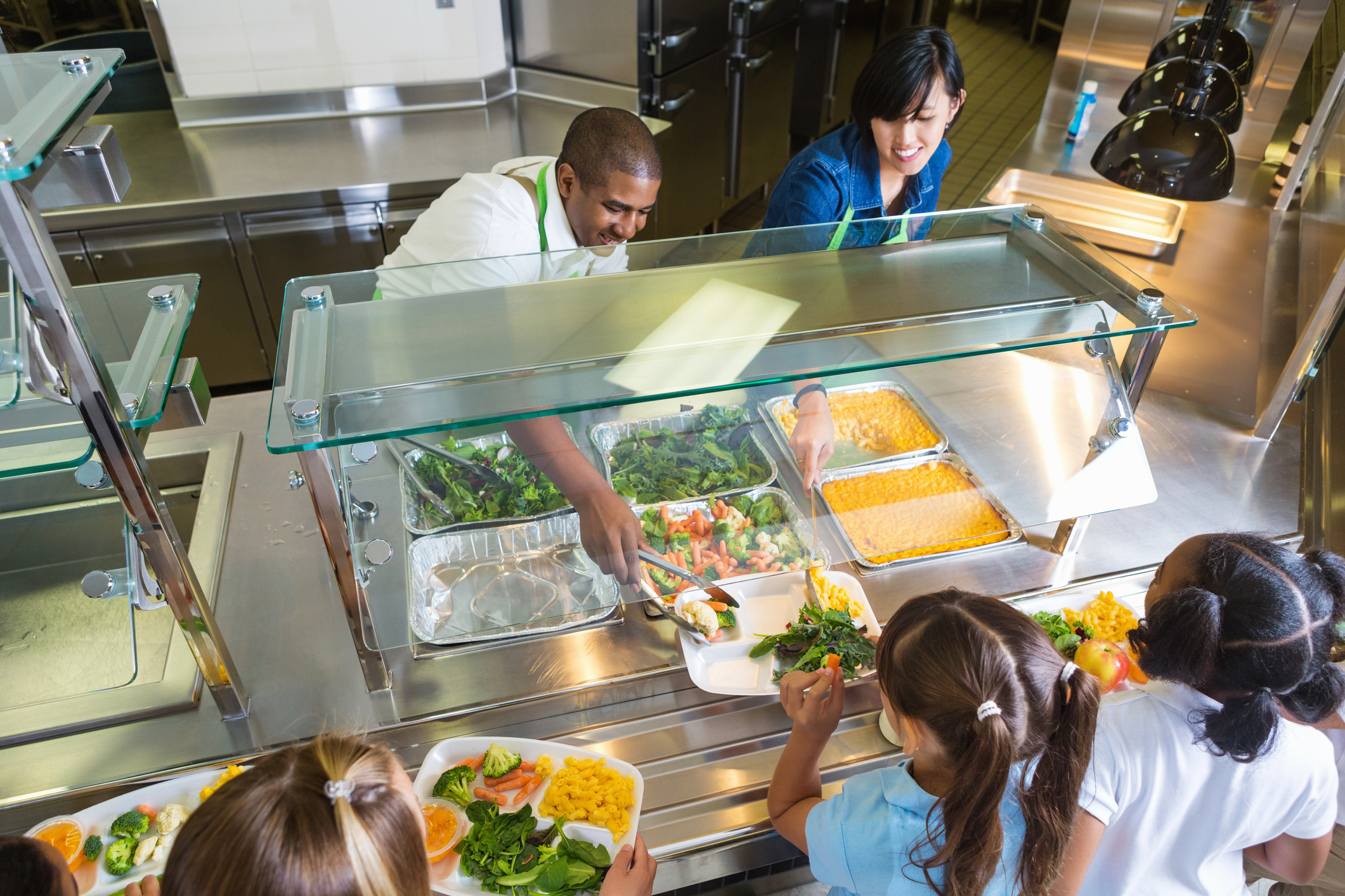 Massachusetts Senate passes bill to ensure school children eat healthy meals