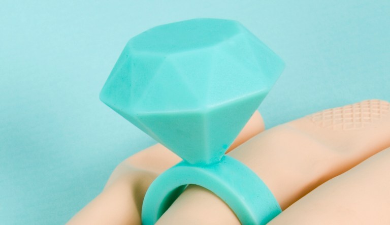 WATCH: Man gets ‘ring popped’ in marriage proposal rejection at Blue Jays game