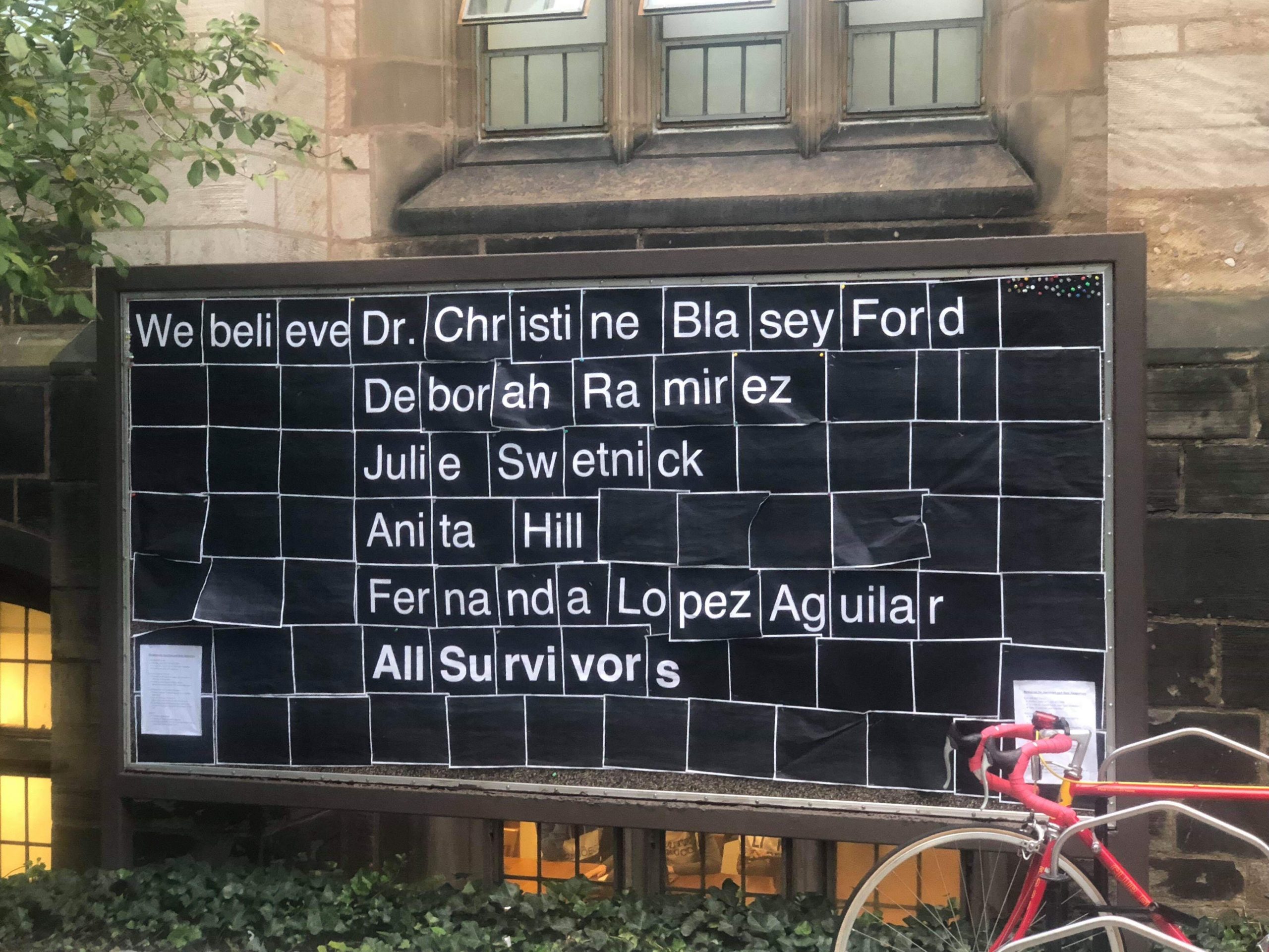 Kavanaugh Sign at Yale