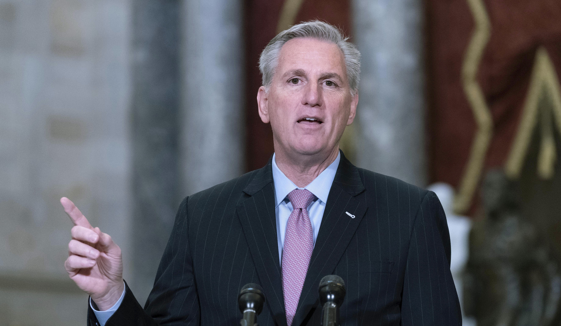 Republicans tear themselves apart