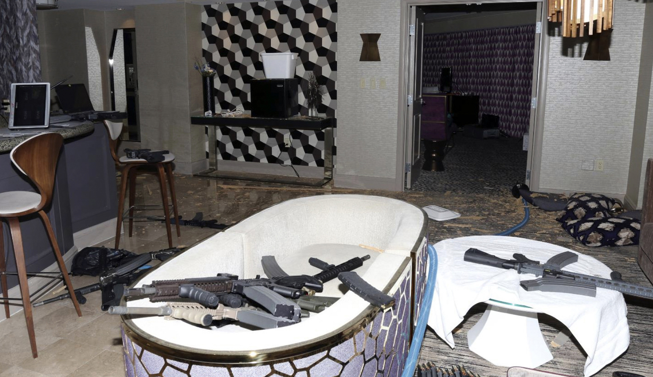 Man who made and sold ammo to Las Vegas gunman pleads guilty