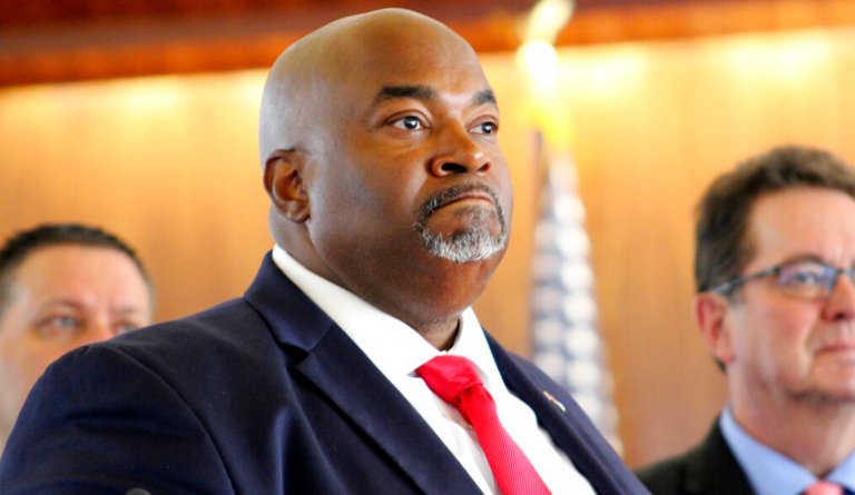 North Carolina’s Democratic governor and GOP lieutenant governor clash over guns