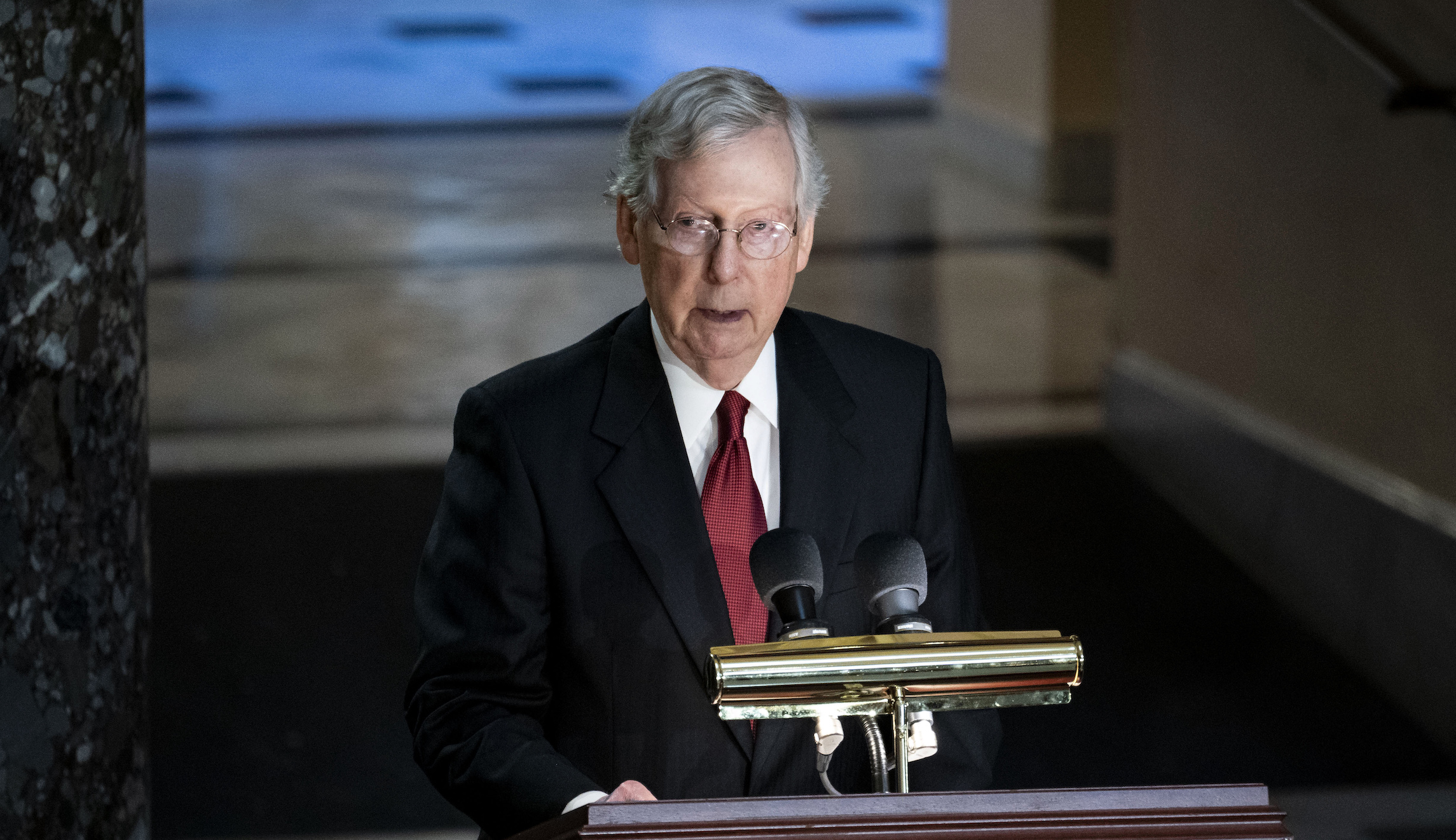 Elijah Cummings pallbearer refuses McConnell handshake