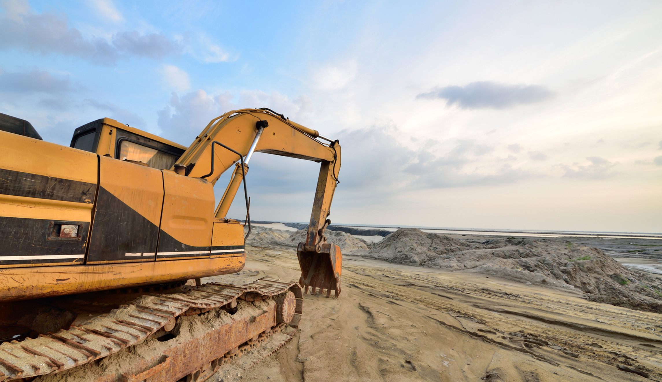 Biden blocks copper mine as he mandates more copper use