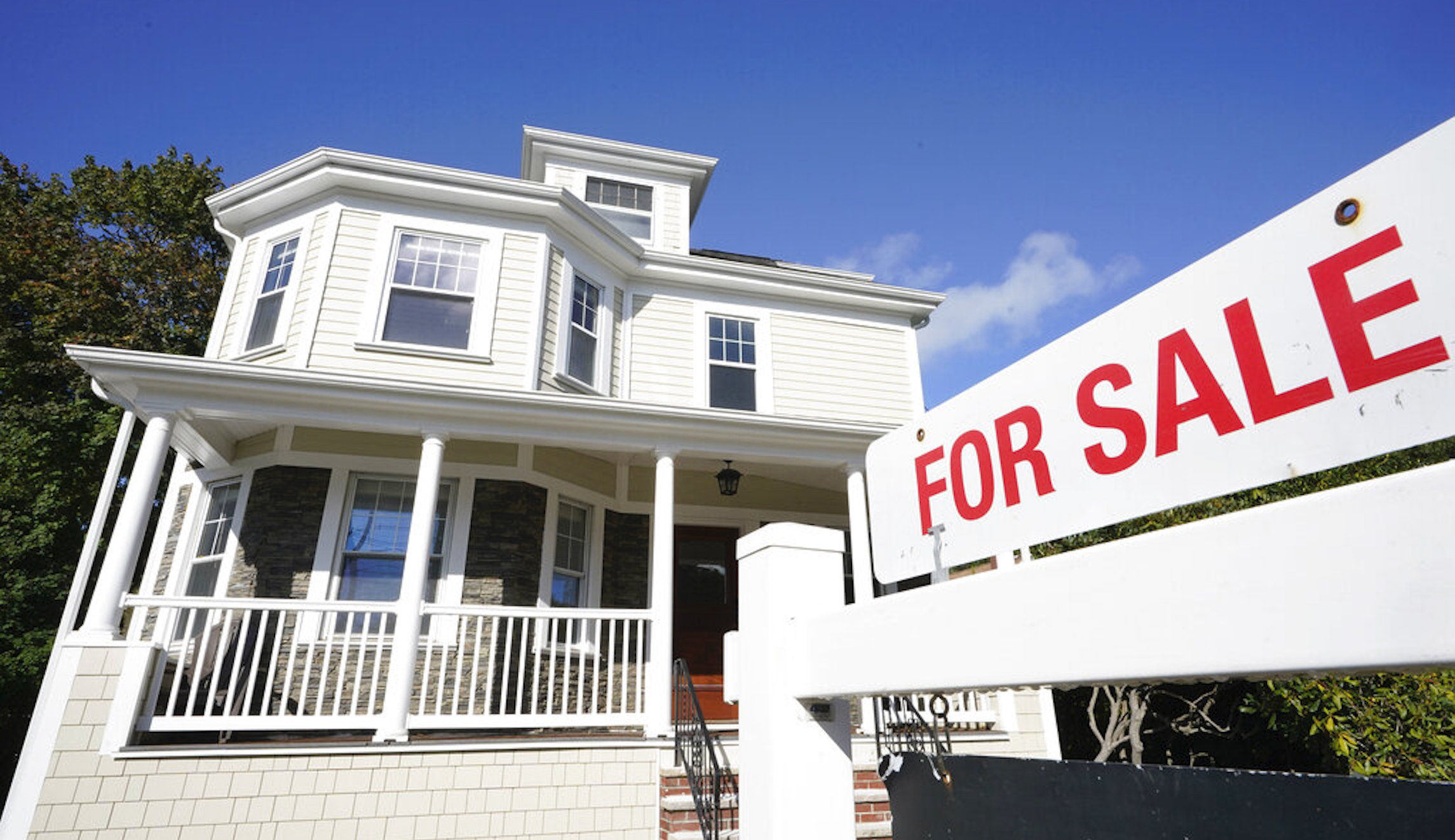 Home prices see first year-over-year decline since 2012: Redfin