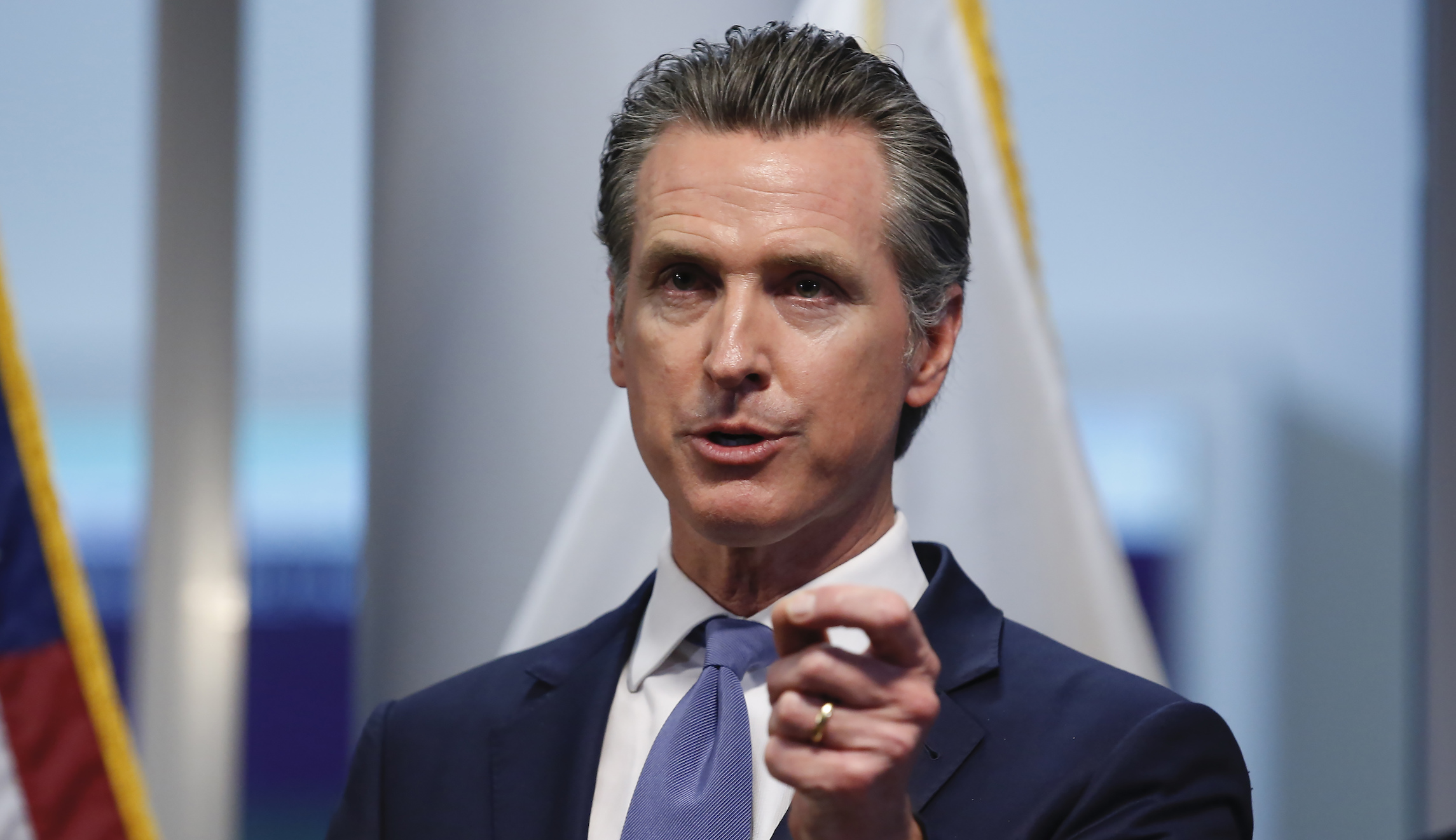 Over 75 million under lockdown in US as weekend begins