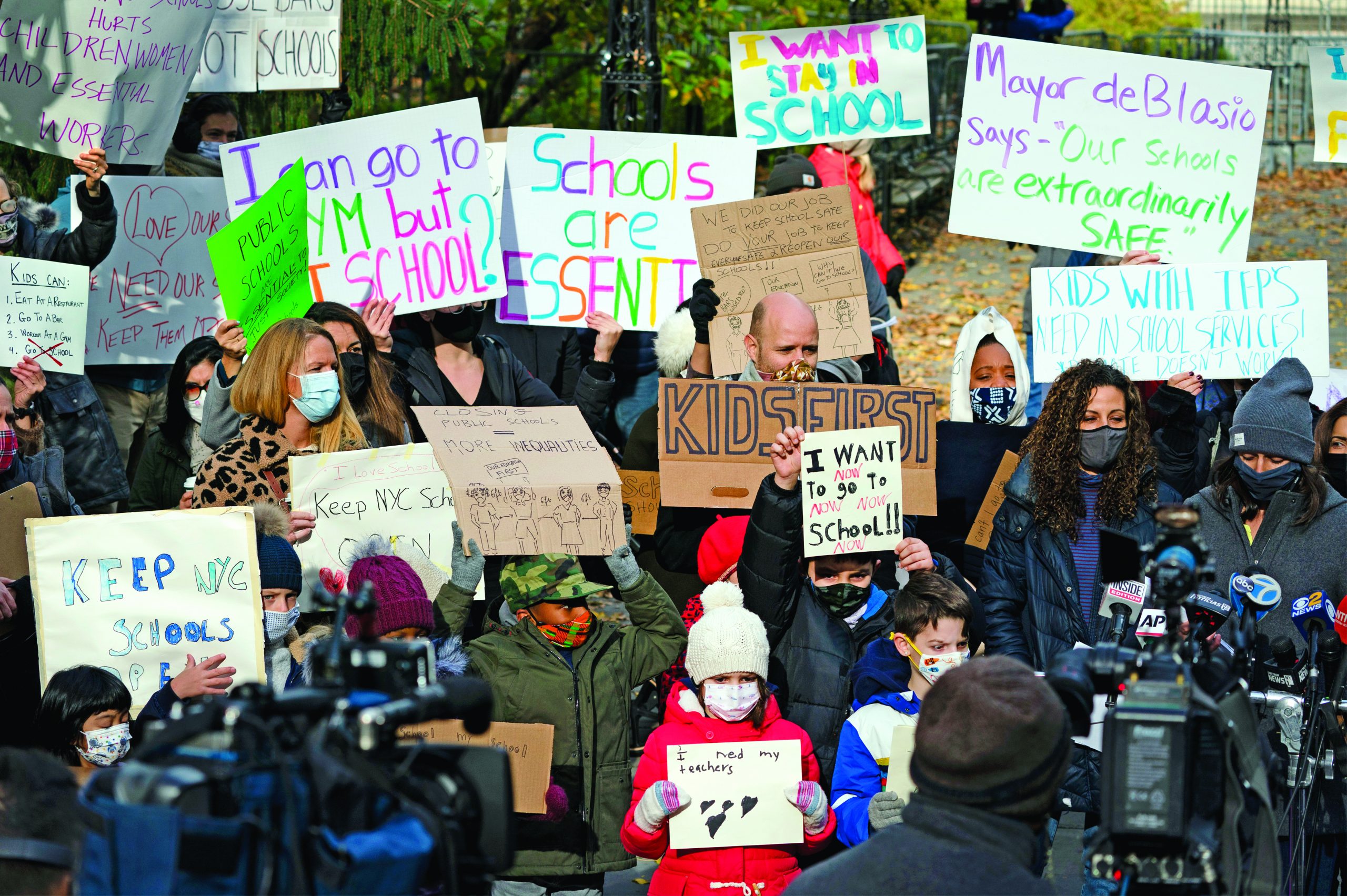 APTOPIX Virus Outbreak NYC Schools