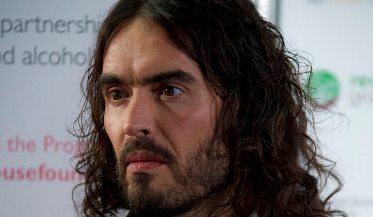 Russell Brand calls ‘Russiagate’ a ‘Democratic conspiracy’