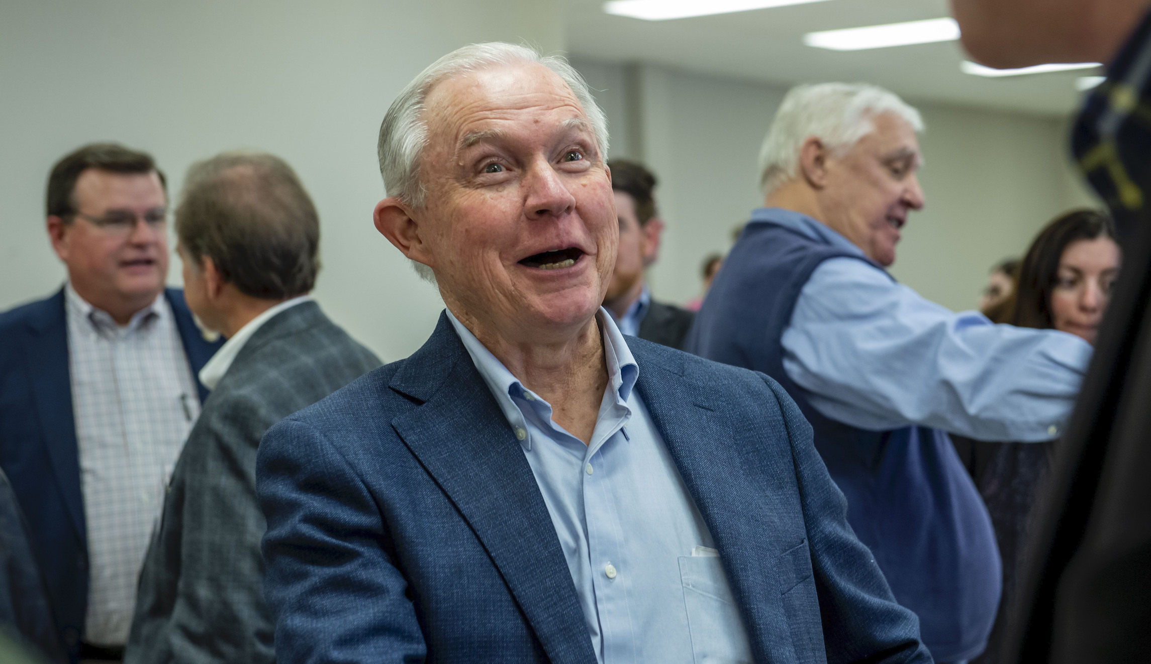 Jeff Sessions’s political comeback dreams stay alive