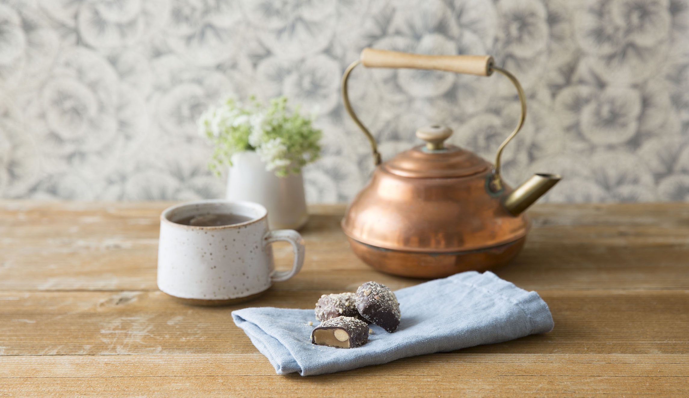 Almond toffee petites 090718