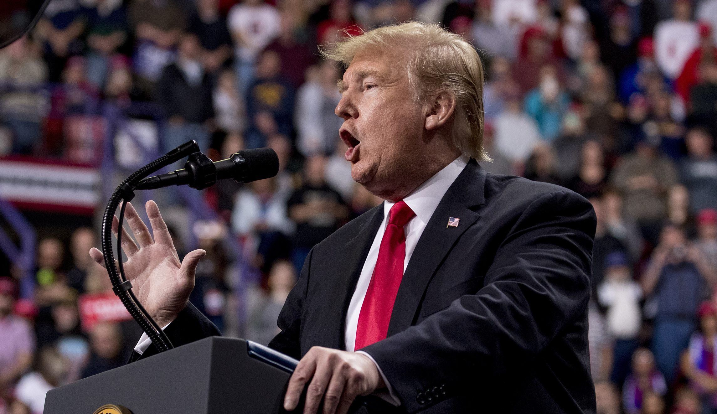 Trump orders changes to the asylum system in memo