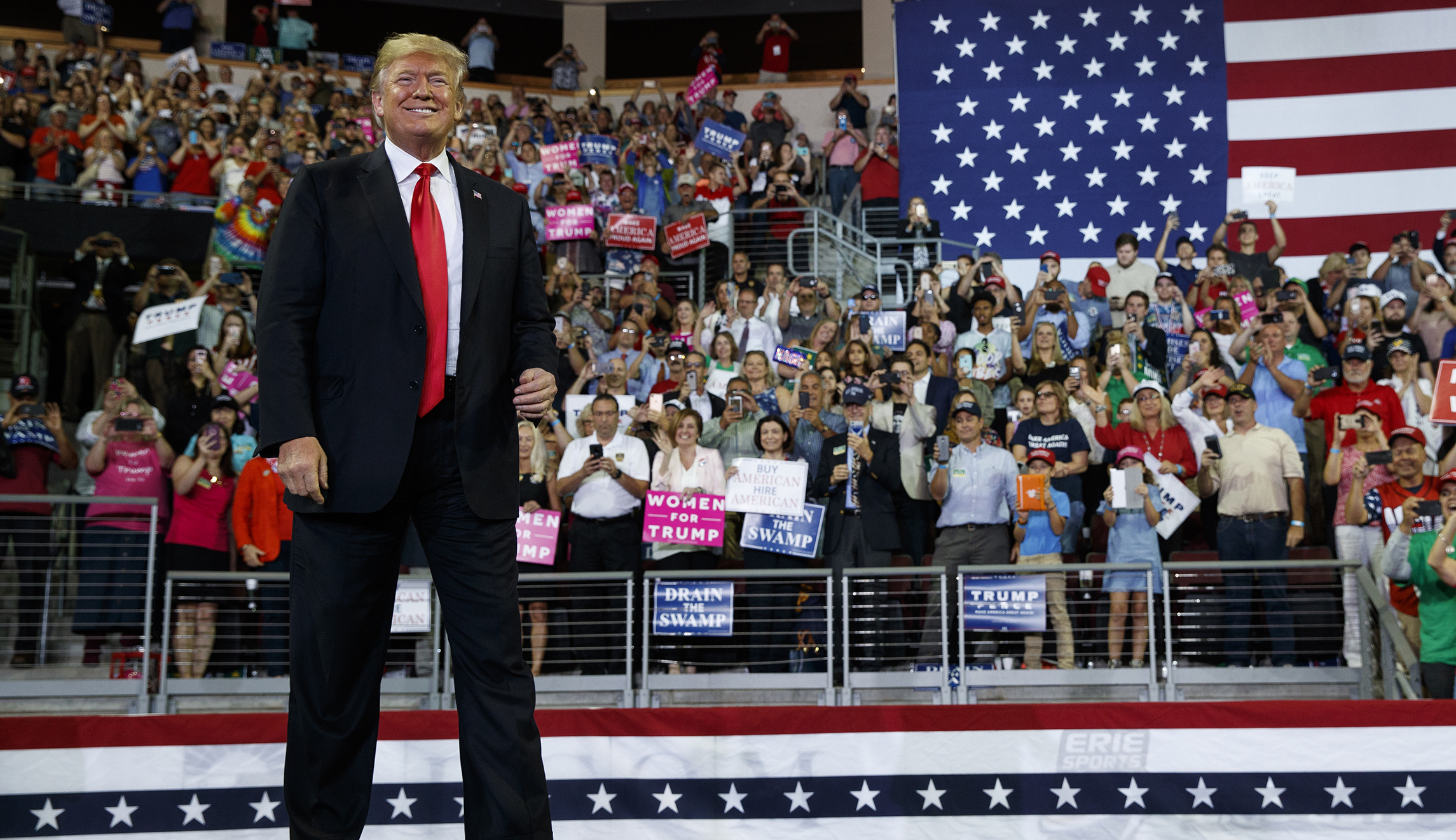 Trump would be first president to lose while polling favorably on the economy