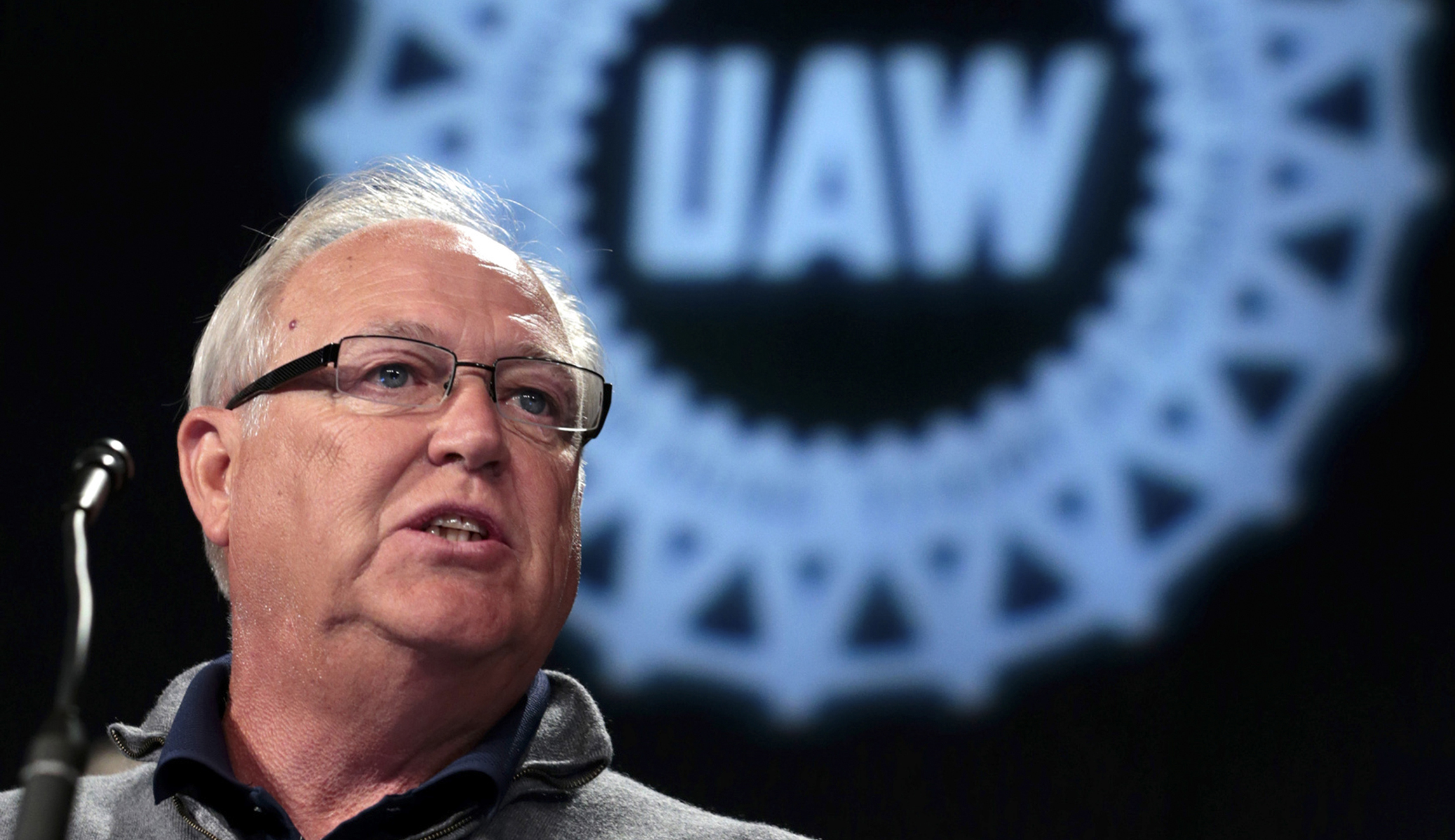 Feds investigating current and former UAW union bosses for yearslong embezzlement scheme