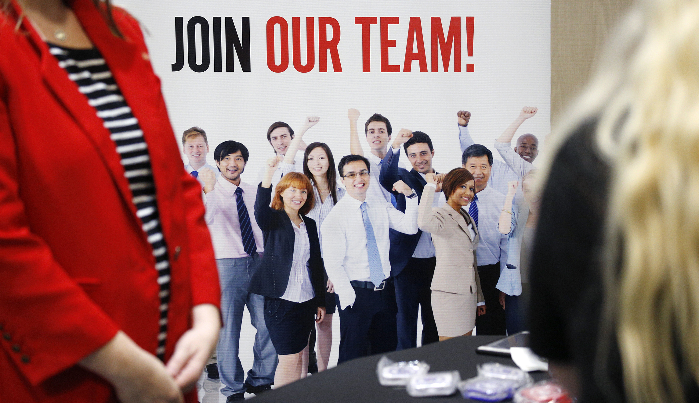 Almost half of states reject federal unemployment benefits, citing hiring difficulties