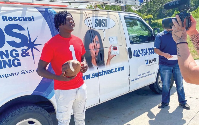 Decoolest college football ad yet