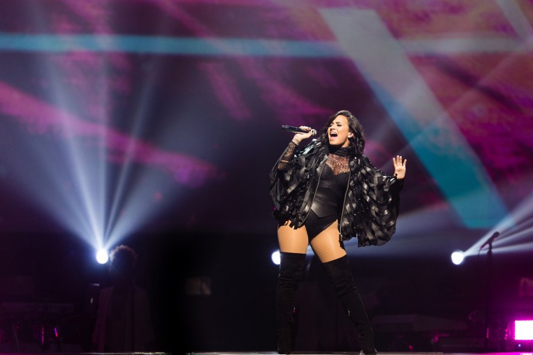 Democrats will woo delegates with A-list celebs after the GOP supplied C-list entertainment. (Photo by Michael Zorn]/Invision/AP)