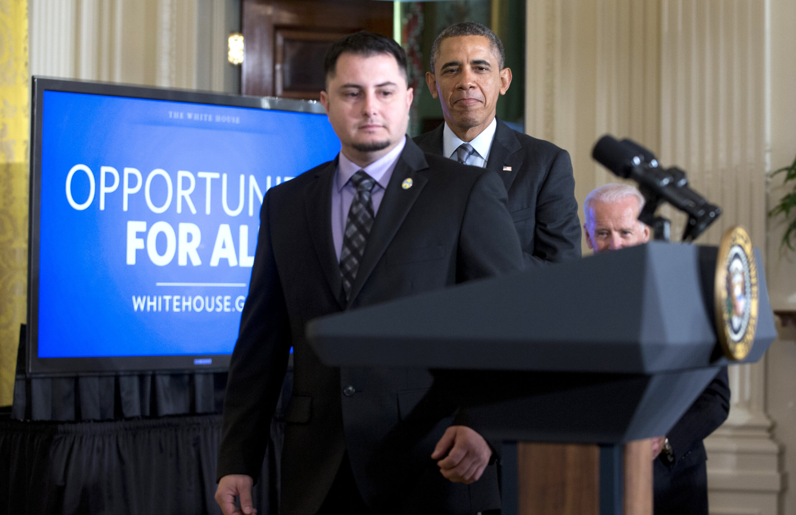 Obama works with CEOs to help long-term unemployed