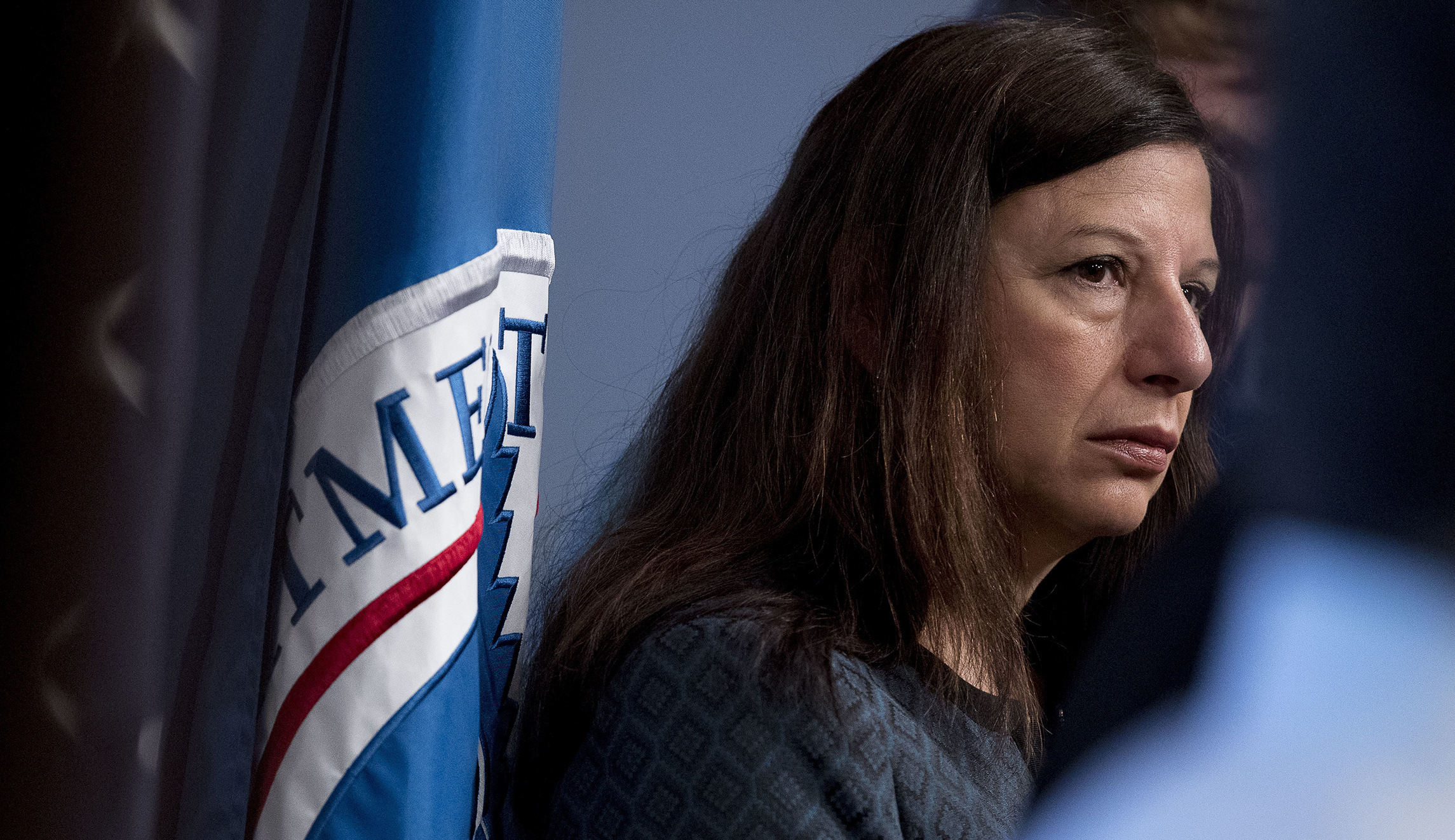 Trump cuts off visas for countries that refuse deported immigrants