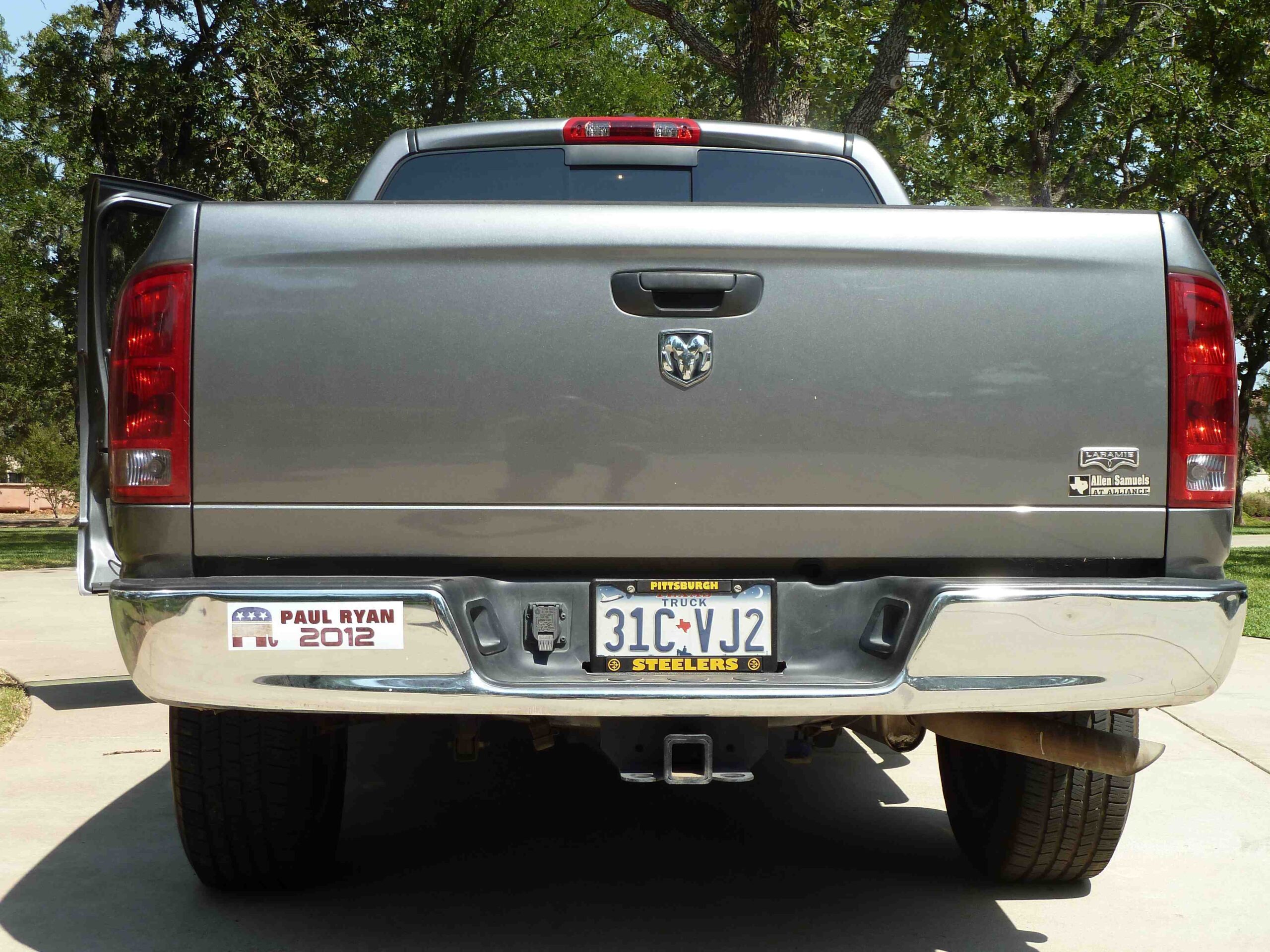 Paul Ryan 2012 Wave Hits Texas!