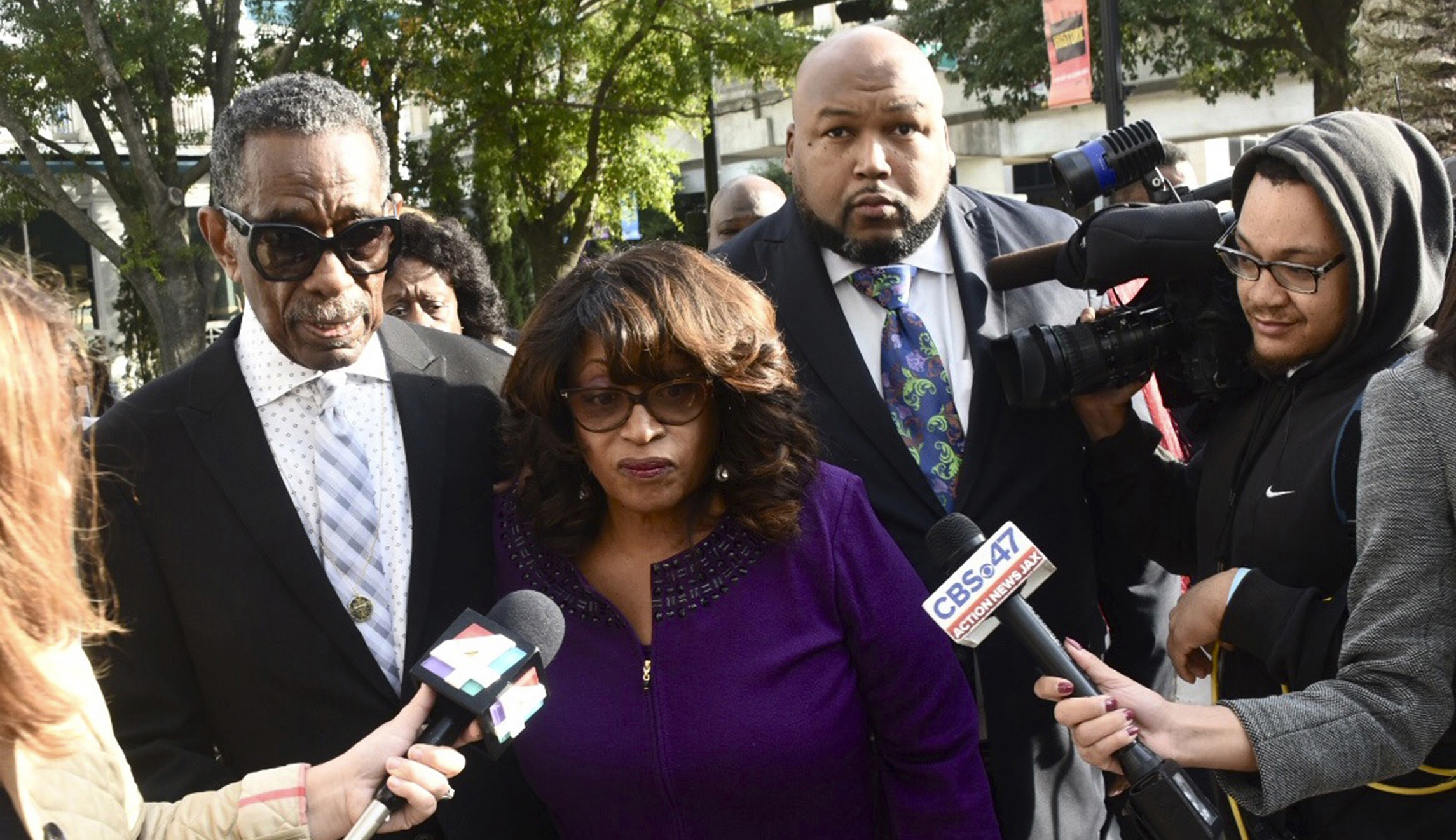 Former Rep. Corrine Brown begins prison sentence