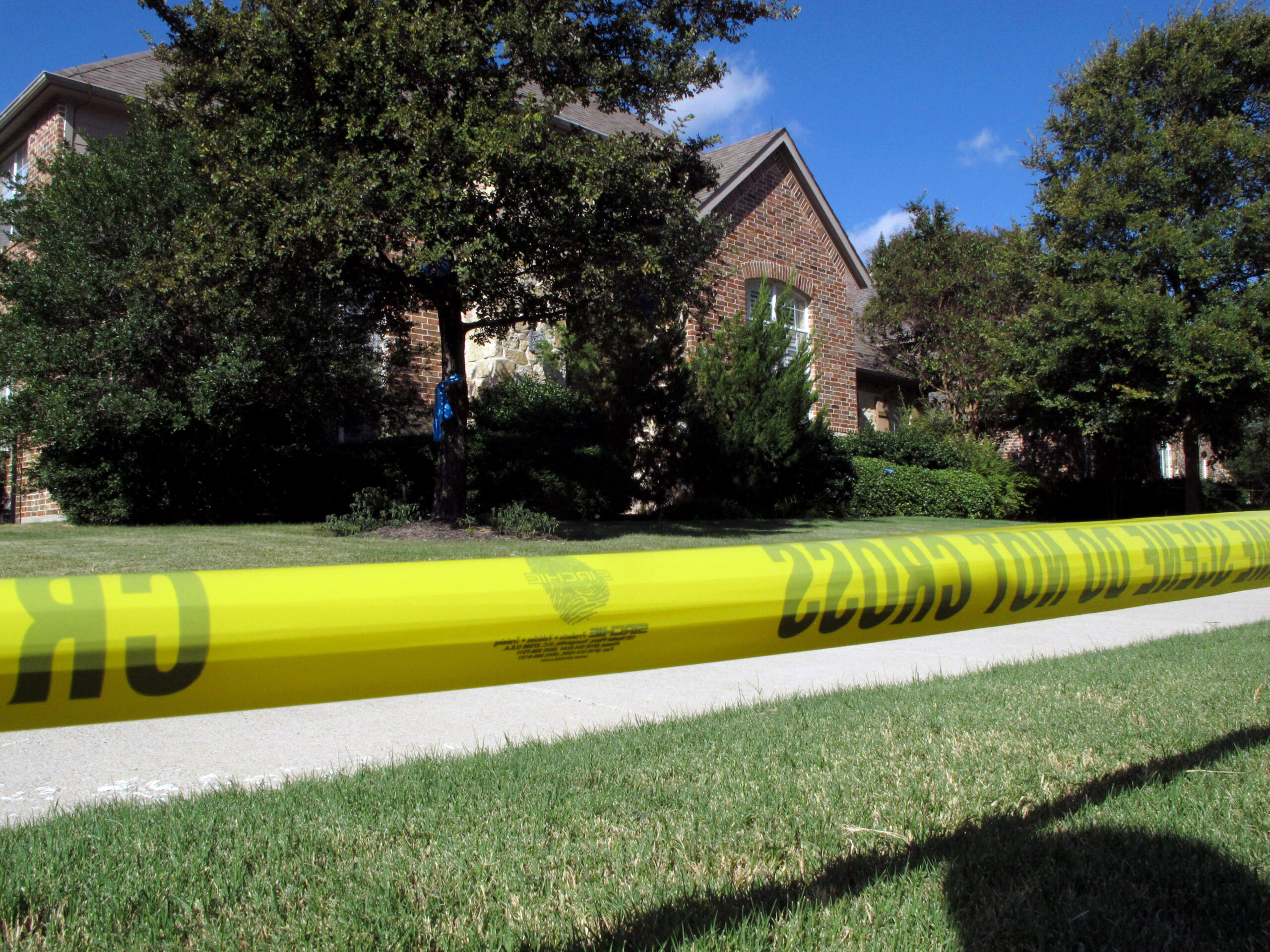 Police: Head wound found on father’s body