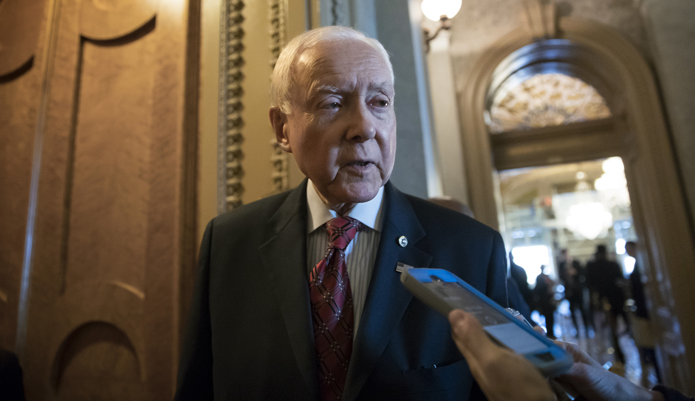 Orrin Hatch urges long-term children’s insurance funding in next spending bill