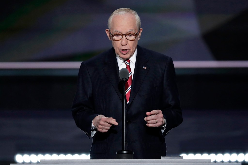 Former Bush attorney general: ‘No way, Hillary’